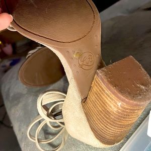 Lucky Brand taupe heels size 6.5